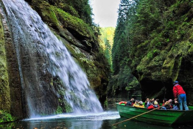 Kids friendly Bohemian Switzerland: Fun family day trip from Prague | Northern Hikes